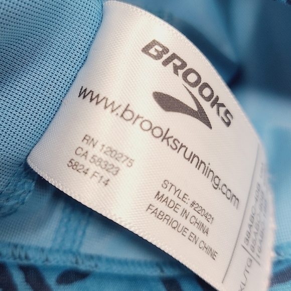 Brooks | Women's Blue and Black Printed Sports Bra (Size XL) - Picture 2 of 11